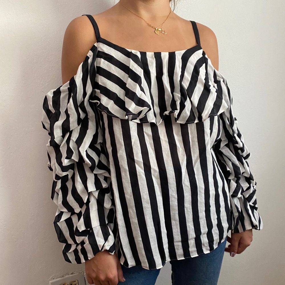 Black and White Boho Top - Picture 9 of 14